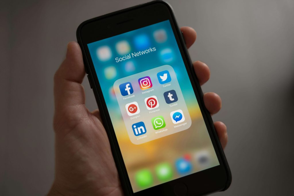 The Importance of Social Media for Business: How Can This Contribute to Business Success?